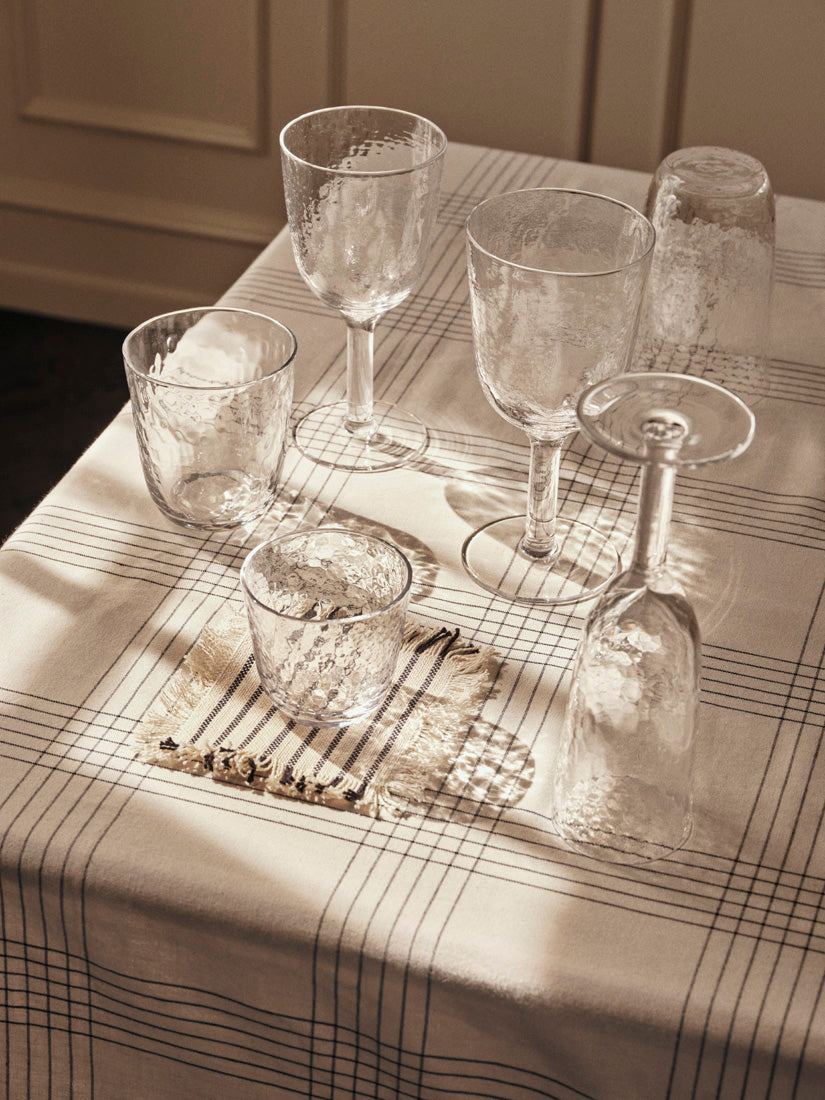 Broste Copenhagen Hammered Red Wine Glass sklenice