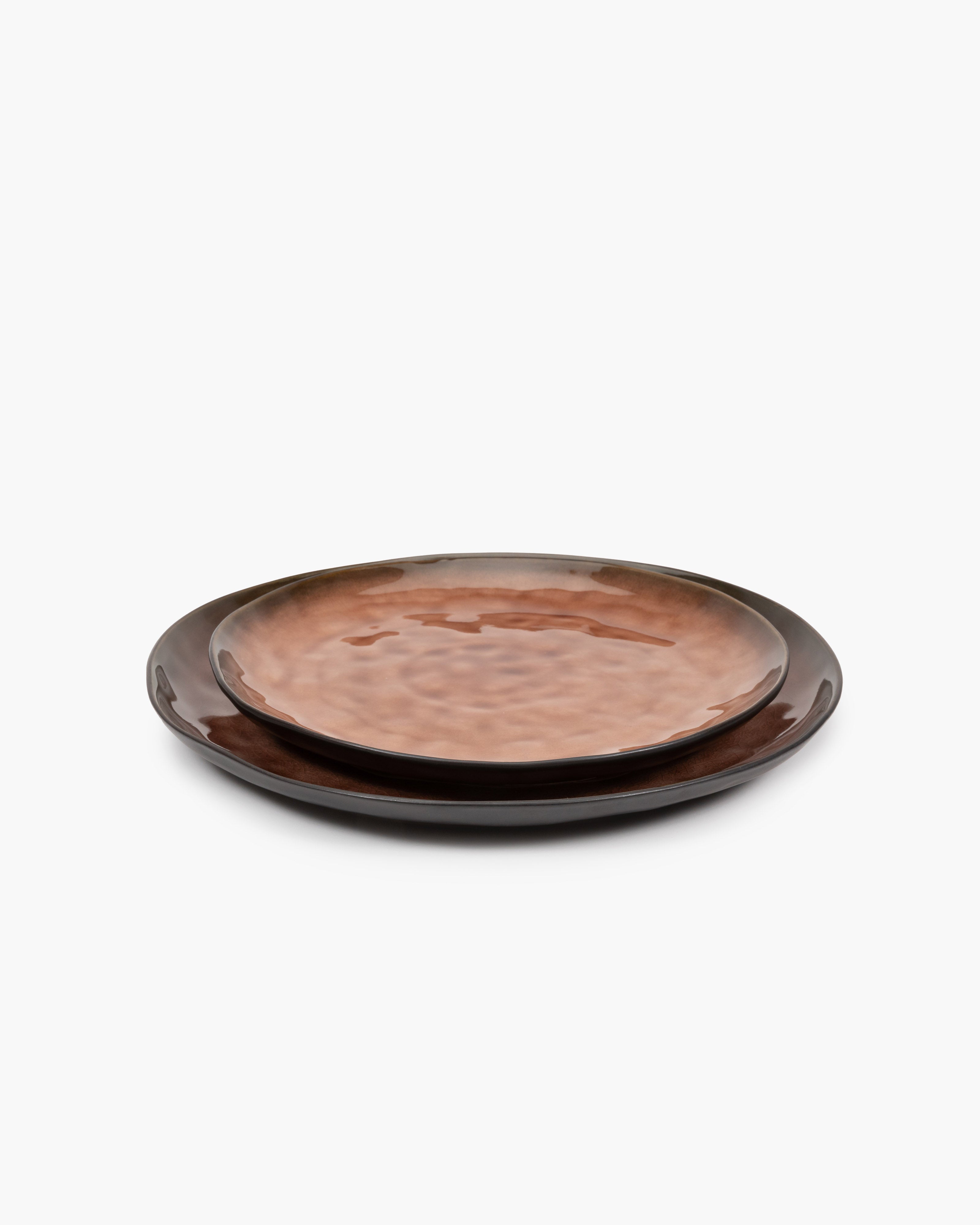 Serax Pure servírovací talíř hnědý kameninový