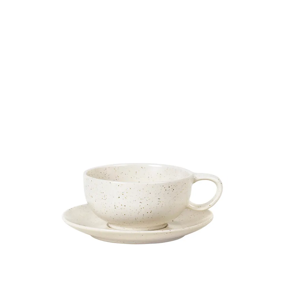Broste Copenhagen Nordic Vanilla šálek s podšálkem keramický