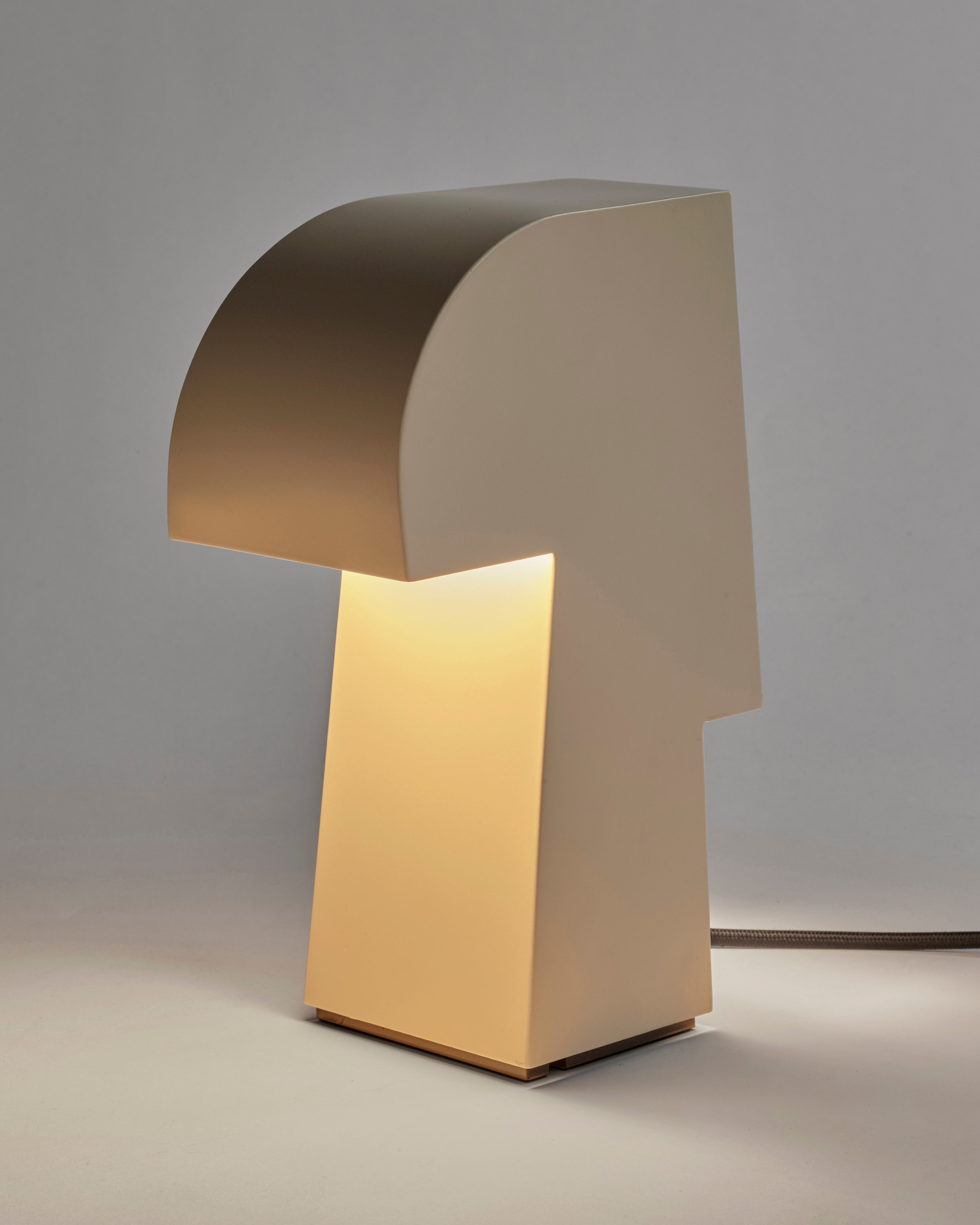 Serax Nizou stolní lampa písková beige kov