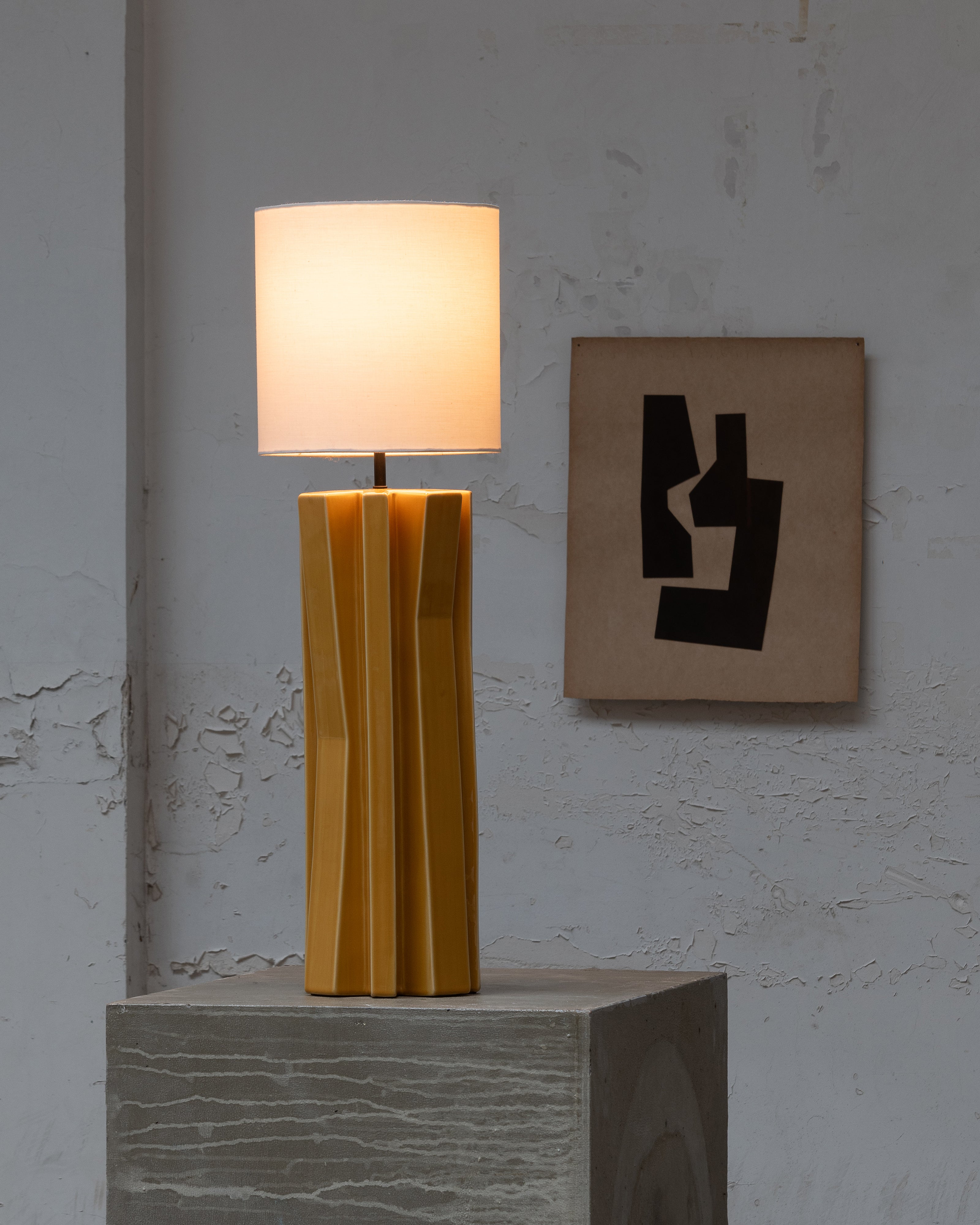Serax Yucca 3 stolní lampa žluto-bílá keramika