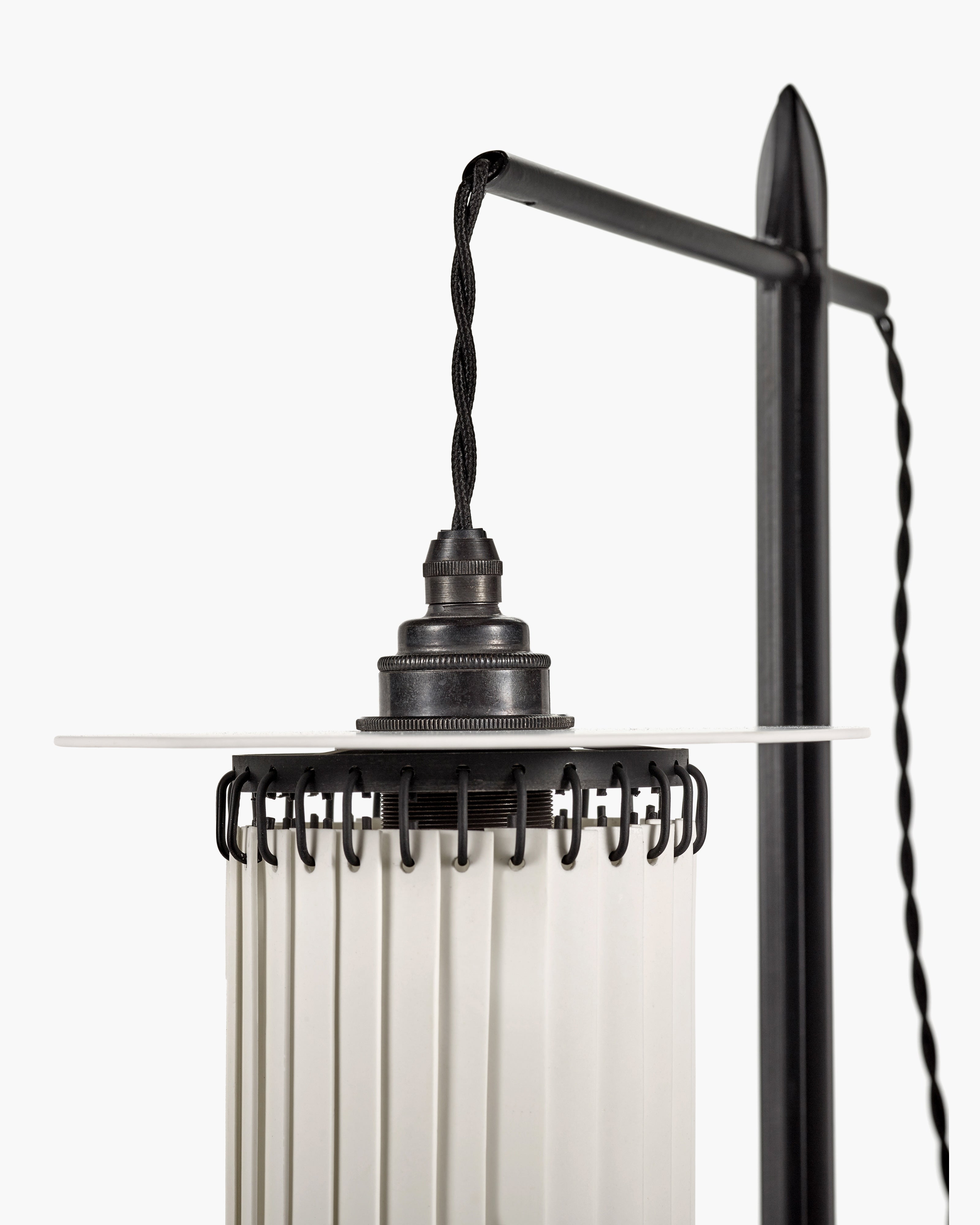 Serax Olga 4 stolní lampa černobílá porcelán