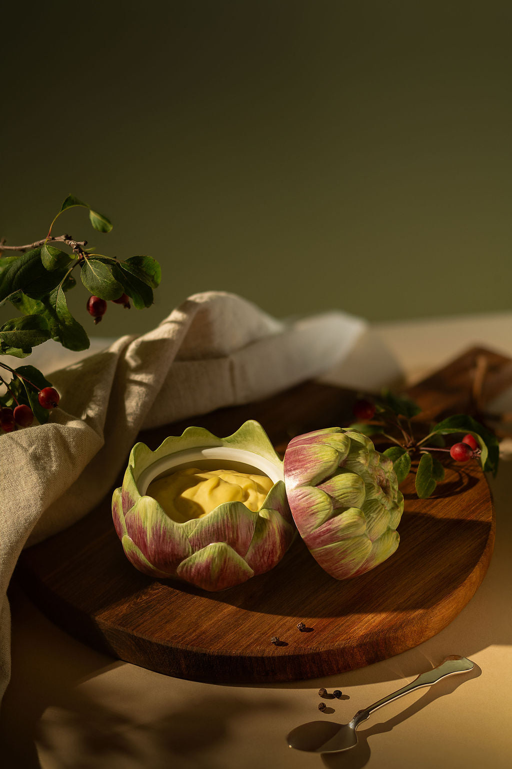 Augarten Artichoke Box porcelánová dóza zelená ručně malovaná