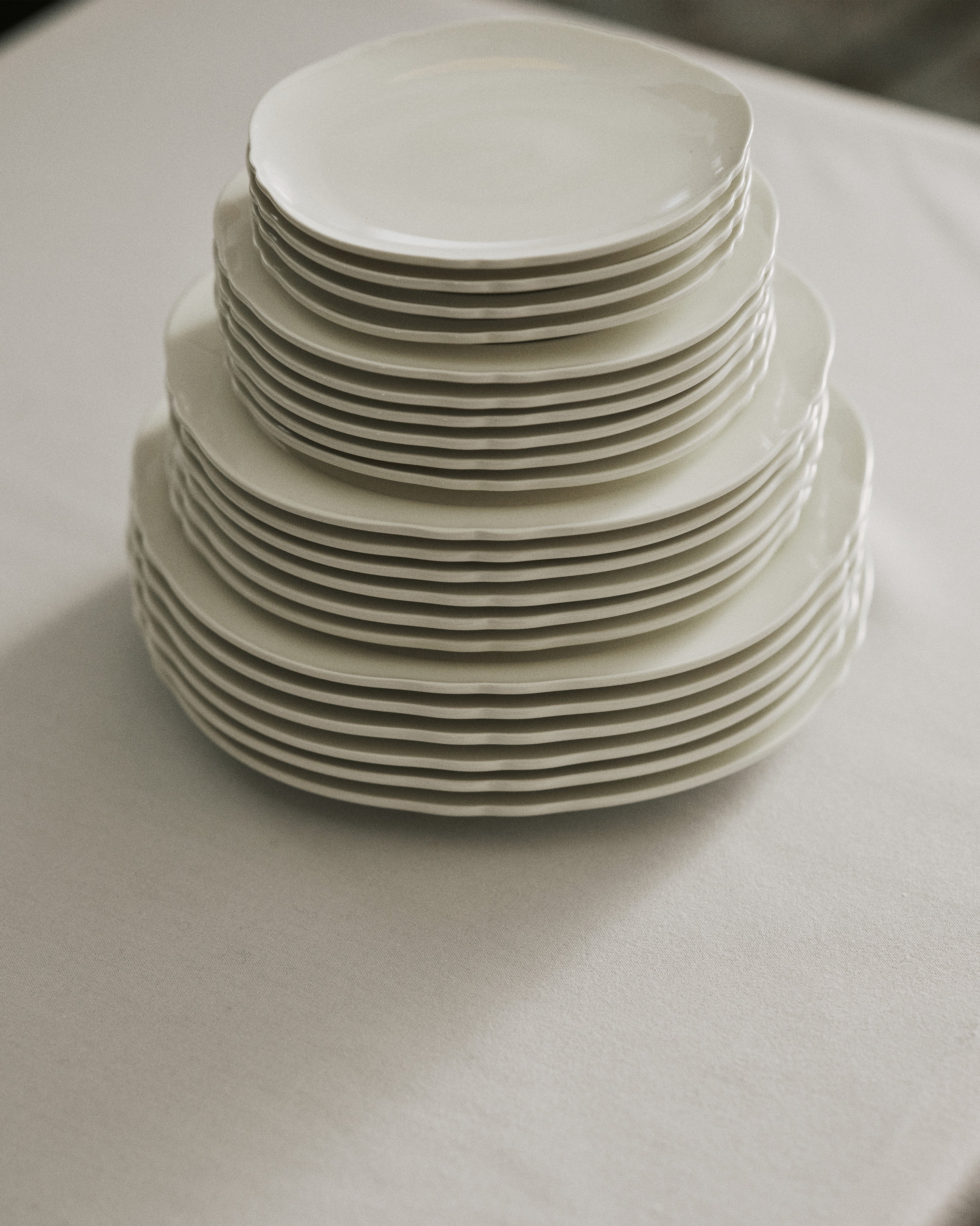 Serax Silhouette dezertní talíř bílý porcelán