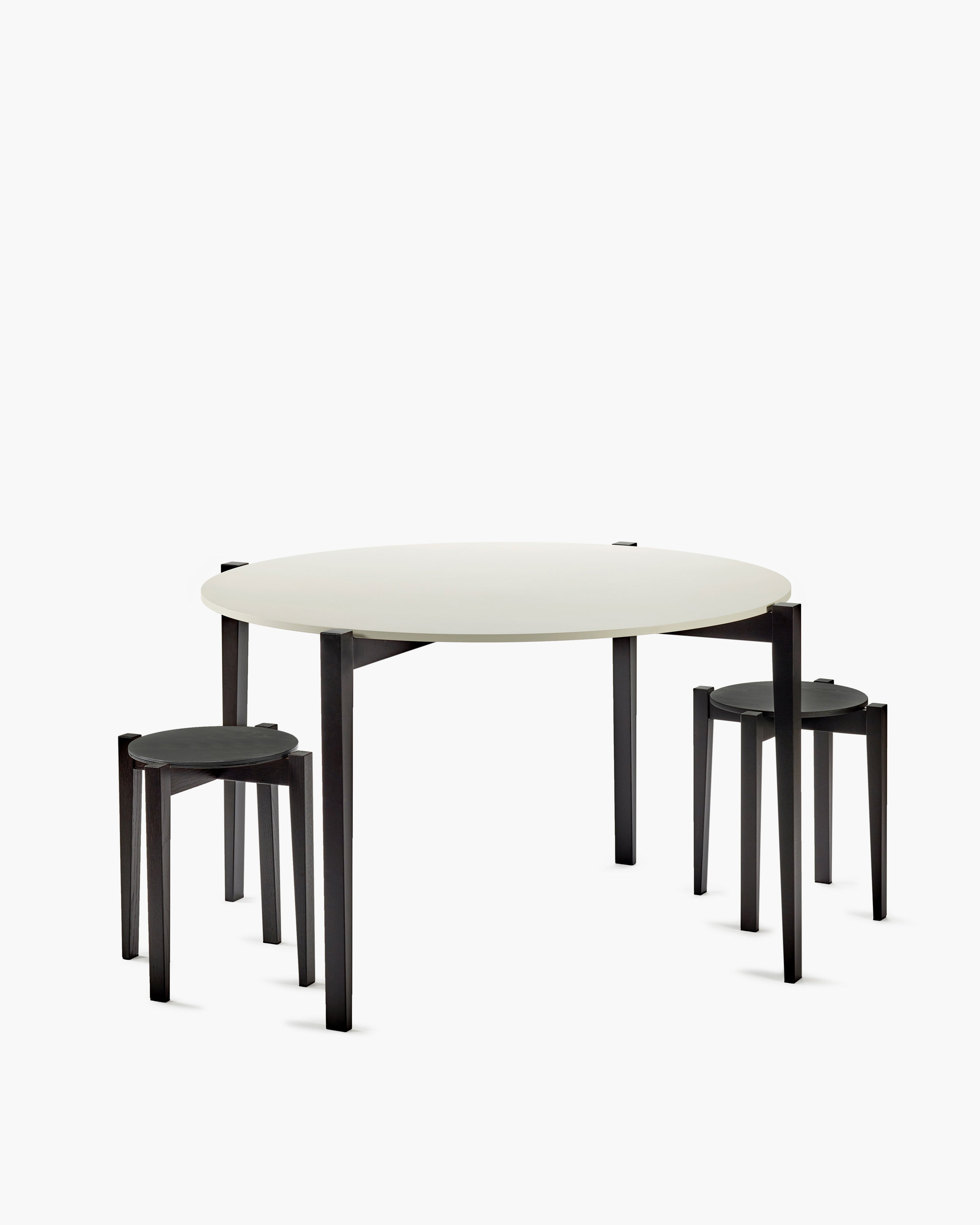 Serax Eloïs Round stůl bukový 122 cm černo-bílý