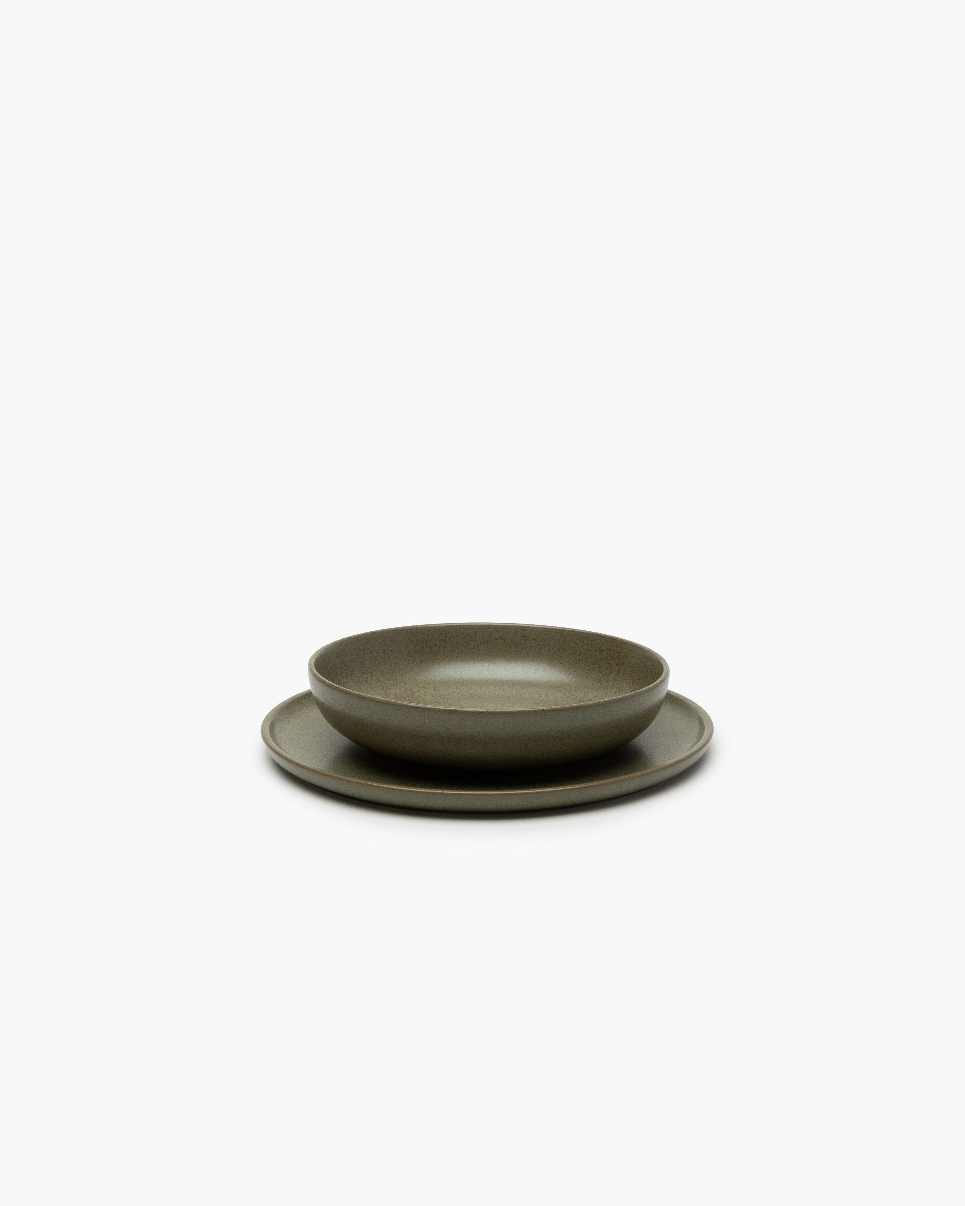 Serax Surface Deep plate M talíř camogreen